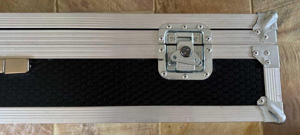 flight-case-06.thumb.jpg.fe8528812287c3d1c0f76f57fbb82a3d.jpg