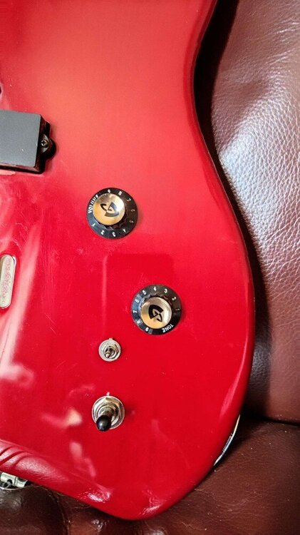 26jetstarmodpickupselectorfitted1.thumb.jpg.aea3c36dbf393bb893ae965bf42d507f.jpg