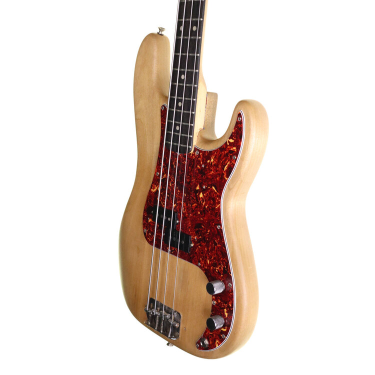 Fender 72 P 5.jpg