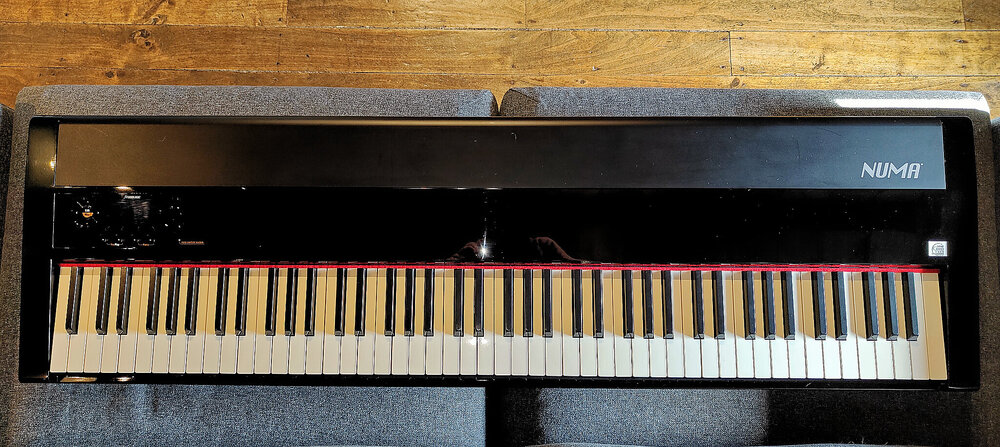 StudiologicNumaNero(3).thumb.jpg.49b807b8f1bea92f283b5b2c94b4fada.jpg