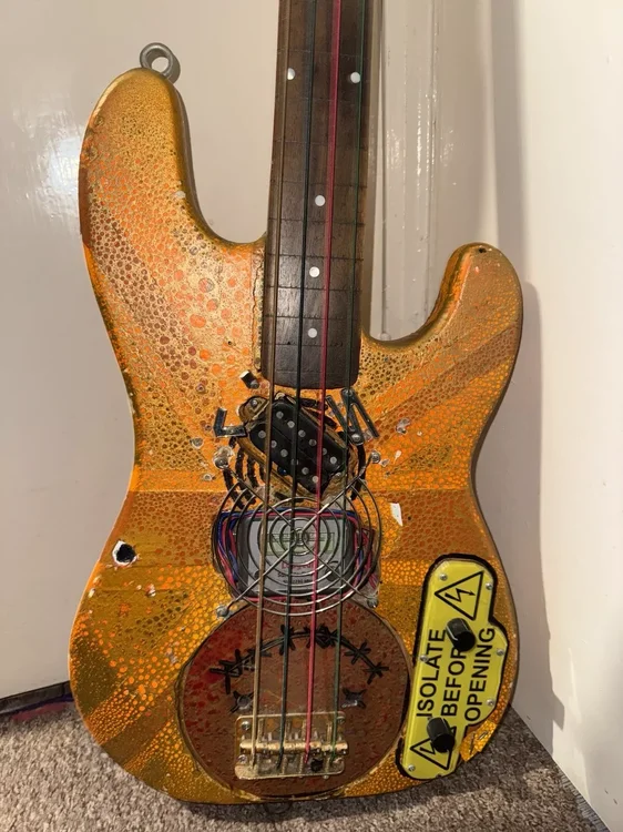 ugly_bass.thumb.webp.22bda0555d48c24f44828b7022ae6224.webp