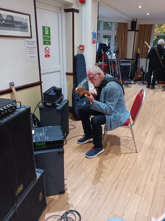 20251109_153352 (Medium).jpg