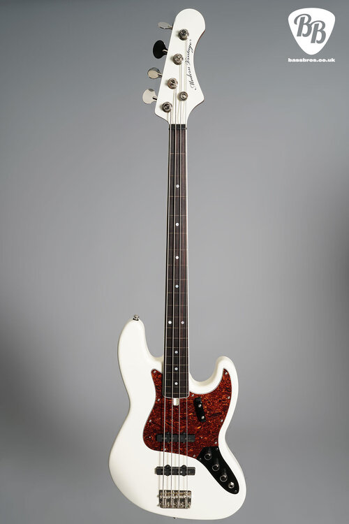 Modern-Vintage-White-Fretless-1.jpg