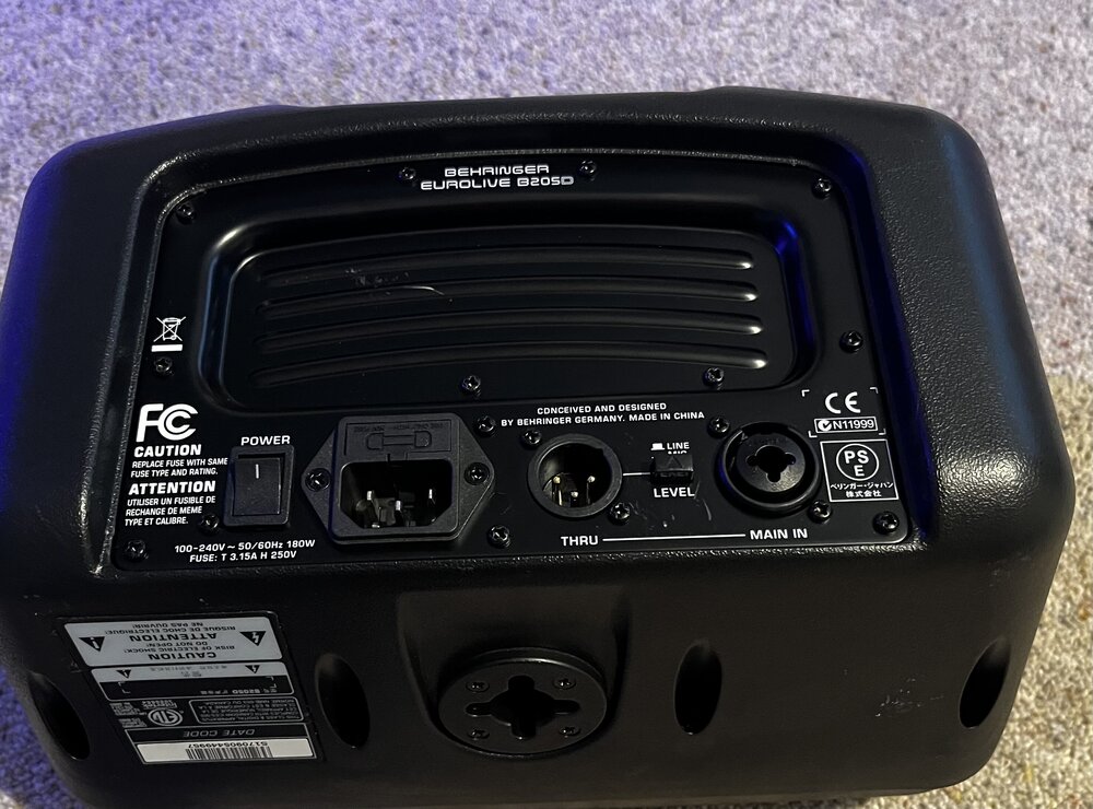 behringer rear.jpg
