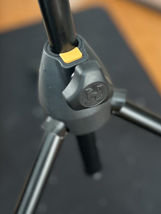 mic stand assembly.jpg