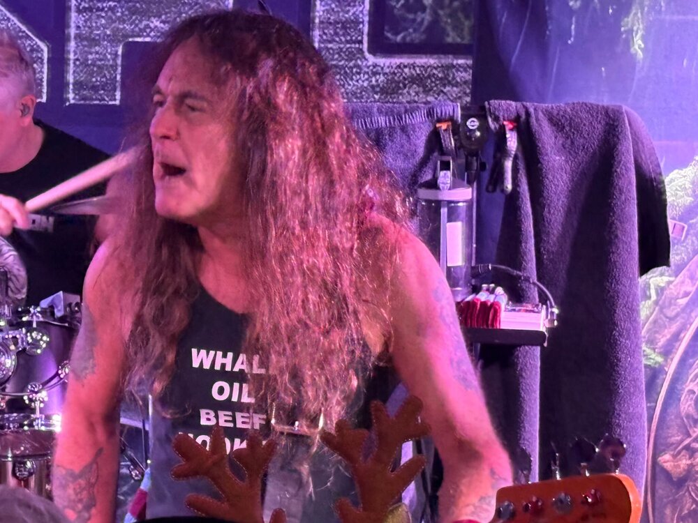 harris at the Cart 2.jpeg