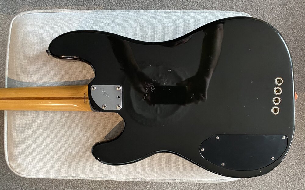 Fender4.thumb.jpeg.98fda0014756c8580bf51641b006e08e.jpeg